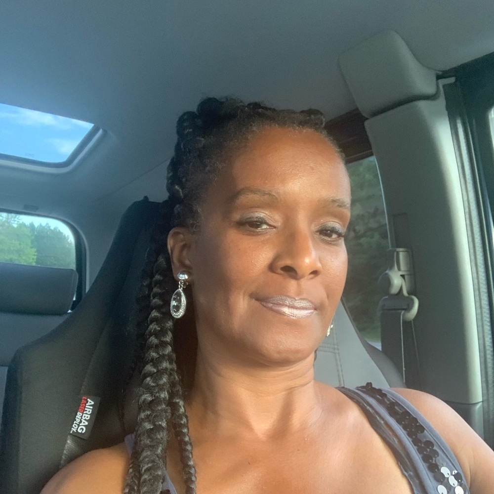 Meet your Posher, Reneta - Picture 2 of 5